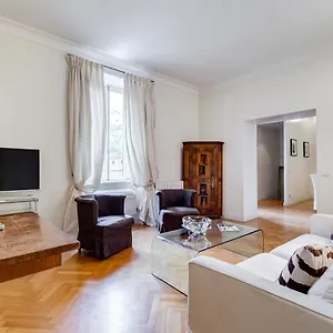 pantheon-exclusive-house.it-romehotels.com/